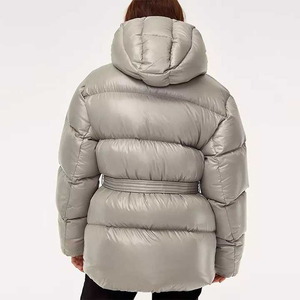 Chaqueta Acolchada Larga para Mujer, de Invierno, Gruesa, de Poliéster, con Cierre de Cremallera, Color Sólido, Reflectante, Negra - Product Image 3
