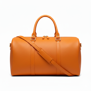 Sac de voyage élégant en coton beige de luxe, léger, résistant à l'eau, écologique, avec fermeture éclair, bandoulière réglable et poignée. - Product Image 1