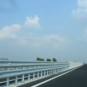 คุณภาพสูงจุ่มร้อนชุบสังกะสีรั้วสำหรับทางด่วน/ทางหลวง/ถนนโดย V-COATING - Product Image 1