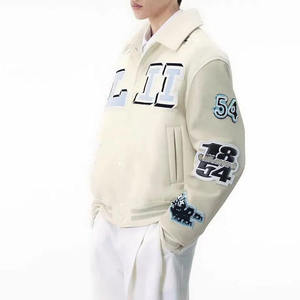 Chaqueta Varsity para Hombre con Logotipo Bordado en la Parte Delantera, Diseño de Letras, Resistente al Viento, Cierre de Botones, Cuello Alto de Lana y Viscosa, Ropa de Invierno - Product Image 1