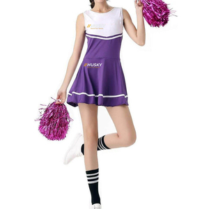 Ensembles d'uniformes de cheerleading personnalisés pour filles et adultes, avec logo frontal imprimé par transfert thermique, pour équipes et compétitions, couleurs variées, hauts et shorts 100% coton - Product Image 6