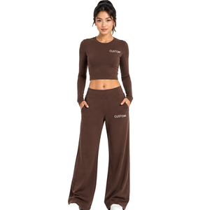 Ensemble de yoga 2 pièces personnalisé avec logo OEM pour femme : haut court à manches longues et col rond, pantalon de survêtement large – Tenue de sport et de gym - Product Image 1