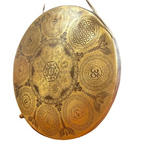 Cloche chantante spirituelle sculptée tibétaine traditionnelle Gong pour la décoration de yoga et de bouddhisme artisanale en métal - Product Image 1