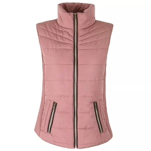 Chaleco ecuestre para mujer diseñado con acolchado ligero, corte ajustado, forro que absorbe la humedad, paneles transpirables para un rendimiento ecuestre óptimo. - Product Image 2
