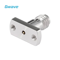 Conector PCB Vertical Hembra Sin Soldadura Gwave de 1.0 mm, Brida de 2 Orificios, DC a 110 GHz
