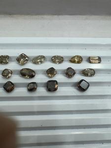 เพชรที่ได้รับการรับรองจาก IGI เพชรสังเคราะห์สีต่างๆ รูปทรงคุชชั่น รูปไข่ รูปหยดน้ำ และรูปทรงมรกต ในโทนสีแชมเปญ คอนยัค และสีเหลือง - Product Image 4