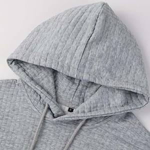 Sudadera con Capucha Gris Oscuro para Hombre, Invierno, Manga Larga, Casual, Talla Grande, Diseño de Bolsillo Personalizado, Logotipo en Color, 100% Algodón - Product Image 2