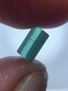 Turmalina Natural en Bruto de Afganistán, Paquete de Gemas por Quilate, Calidad de Corte para Facetar, Cristales Multicolores - Product Image 4