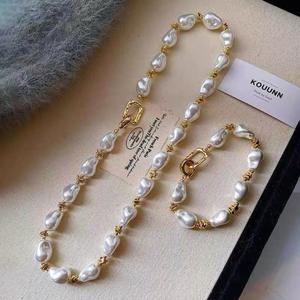 สร้อยคอมุกน้ำจืดวินเทจระดับไฮเอนด์ สร้อยคออเนกประสงค์ แฟชั่นเครื่องประดับสั้น สง่างาม มีสไตล์ รุ่นเวนชิ - Product Image 3