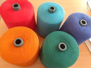 Meilleure vente haute durabilité NE 20s/1 fil recyclé cardé couleurs foncées pour tricot tissage prix de gros meilleur exportateur inde - Product Image 4