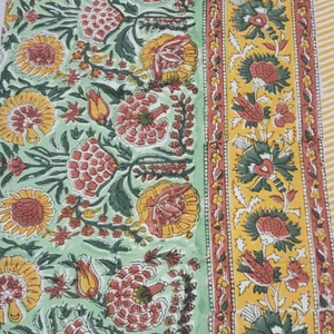 Juego de Ropa de Cama de Algodón 100% Tejido Estampado Ajustable y Ecológico, Funda de Edredón y Funda de Almohada - Product Image 6