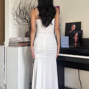 Jupe sirène superposée asymétrique en maille, taille naturelle, longueur maxi, respirante, avec décorations plissées menthe, articles en stock, qualité export - Product Image 3