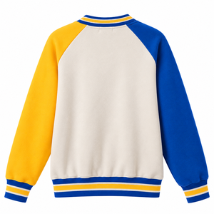 Sudadera de cuello redondo con letras de chenilla en la manga opuesta, estilo Neutral Opposite de Sigma Gamma Rho, con bolsillo canguro, en azul real y mangas raglán doradas. - Product Image 4
