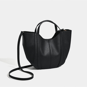 Sac fourre-tout minimaliste en cuir véritable noir avec bandoulière amovible, design ouvert, style féminin - Product Image 1