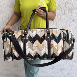 กระเป๋าเดินทางหนังขนสัตว์เมทัลลิกแบบใหม่ล่าสุด ดีไซน์โดดเด่น ทำมือ กระเป๋าเดินทางอเนกประสงค์สำหรับทุกเพศ ขนาดใหญ่ - Product Image 1