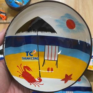 Tazón de Cáscara de Coco Pintado a Mano con Escena Tropical de Playa y Costa, Recuerdo Creativo Lacado de Vietnam, Venta al por Mayor - Product Image 1