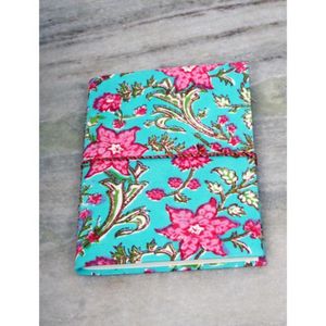 Diario Personalizado Hecho a Mano con Cubierta de Tela Impresa Digitalmente, 100 Hojas de Papel Premium, Regalo para Mujer, Ligero y de Alta Calidad - Product Image 3