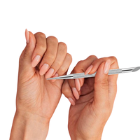Bâtonnet professionnel UBI en acier inoxydable double extrémité réutilisable et durable pour le nettoyage des ongles - Repousse-cuticules et dissolvant de vernis pour manucure