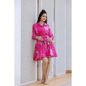 Fabzone Elegante y elegante Estampado floral Maxi Vestido casual-Un exquisito vestido inspirado en el gótico - Product Image 1