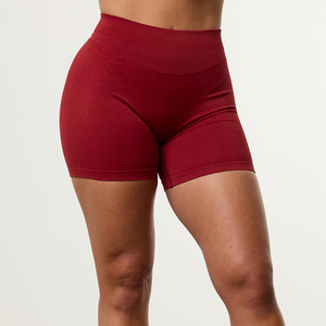 Conjunto Deportivo de Shorts Rojos de Cintura Alta con Top Cruzado, Ropa Deportiva Transpirable de Punto para Mujer - Product Image 3