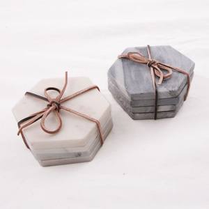 Sous-verres en marbre indien personnalisables pour cadeaux d'entreprise – Tapis de table en pierre grise et blanche pour tasses à café, design unique sur mesure - Product Image 5