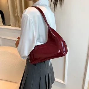 Sac à bandoulière de luxe pour femme, sac fourre-tout en cuir verni de haute qualité, sac de bras imperméable, sac à main de couleur unie pour femme - Product Image 6