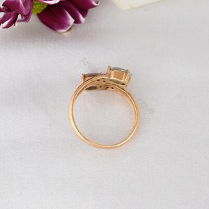 Anillo de compromiso de oro macizo de 14 quilates con tres piedras de aguamarina natural, morganita y diamante - Product Image 5