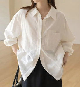 Chemise ample vintage d'été pour femme à manches longues et col à revers avec poche plaquée en tissu tricoté respirant - Product Image 4