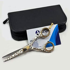 Tijeras de Peluquería Profesionales de Acero Inoxidable 6CR13 con Mango Mediano para Diestros, con Estampado Dorado de Lujo, Venta al Por Mayor - Product Image 2