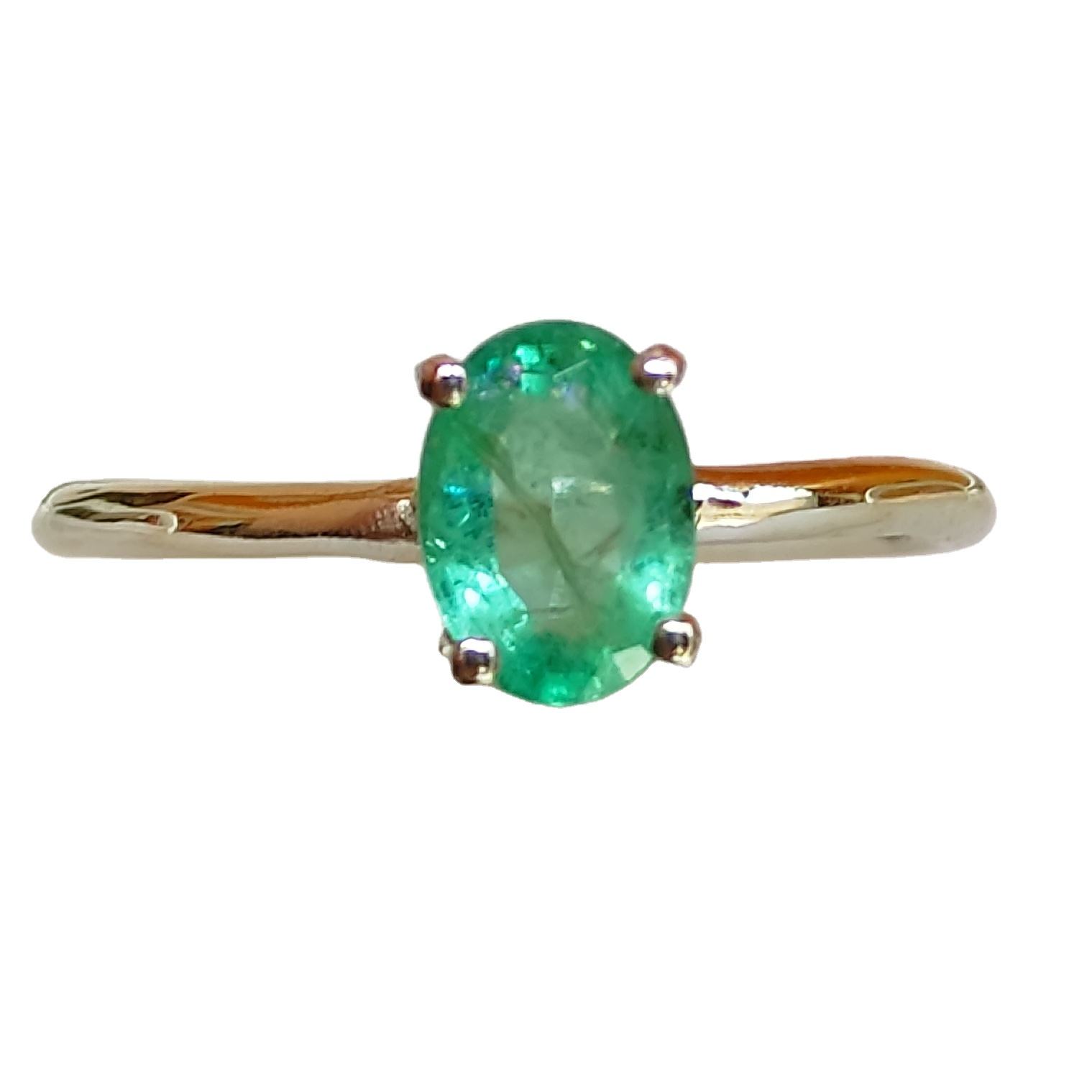 สีเขียว