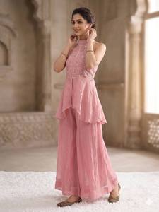 Conjunto de Top y Pantalón de Seda Crush para Fiestas, Bodas y Diwali, con Bordados a Mano y Adornos de Moti, de Secado Rápido y Sin Arrugas - Product Image 2