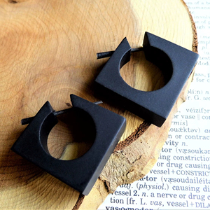 Boucles d'oreilles en bois, fabrication directe usine, finition solide, vente en gros personnalisée - Product Image 1