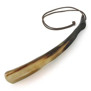 Cuchara para Zapatos de Cuerno Natural con Acabado Liso, de Calidad Premium, para Uso Diario - Product Image 1