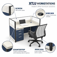 Poste de travail modulaire ergonomique moderne pour centre d'appels avec écran, bureau de travail pour espace partagé des employés