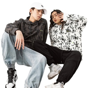 Sudaderas con Capucha Cortas de Felpa de Algodón Unisex Essentials, Ropa Urbana Unisex de Alta Calidad, Sudaderas con Capucha Gruesas de Alta Calidad - Product Image 1