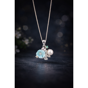 Collier pendentif élégant avec perle d'eau douce florale et zircon cubique bleu, design raffiné - Product Image 4