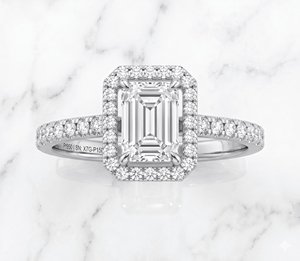 Bague de fiançailles classique en platine avec émeraude de 1,488 carats et diamant de laboratoire taille émeraude, pour femme - Product Image 3
