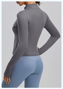 <b>Reflective</b> Line Design Windproof <b>Running</b> Spand <b>Jacket</b> for Women Lightweight Stand-Collar Zip-Up Outdoor Fitness <b>Running</b> <b>Jacket</b> - Product Image 3