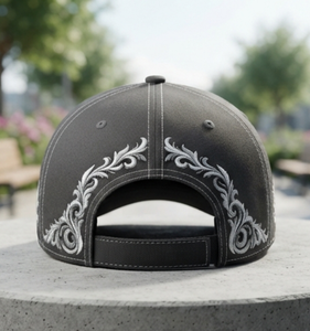 Casquette de baseball unisexe personnalisée à 6 panneaux, broderie 3D réglable, en toile maillée, gris et blanc, style sport décontracté - Product Image 4