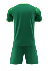 ชุดเสื้อฟุตบอลสีเขียวสำหรับผู้ชาย คอวี แขนสั้น ผ้าโพลีเอสเตอร์ซับเหงื่อ ระบายอากาศได้ดี ทรงแอธเลติก เหมาะกับทุกฤดูกาล พิมพ์ลายแบบซับลิเมชั่น - Product Image 2