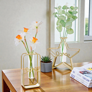 Vase à fleurs moderne en aluminium fait main, écologique, décoratif, durable, léger, pour la maison, le bureau, l'hôtel, le restaurant, à poser sur une table - Product Image 6