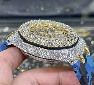 Reloj de pulsera de diamantes de lujo exclusivo de primera calidad con segunda manecilla de movimiento suave para coleccionistas. Disponible para la venta. - Product Image 4