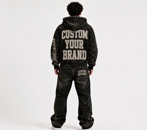 Ensemble sweat à capuche et pantalon en jean noir personnalisé, style streetwear vintage, avec broderie graphique vieillie, survêtement assorti unisexe tendance - Product Image 6