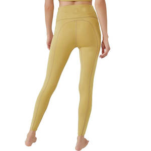 Leggings de Yoga para Mujer de Alto Rendimiento con Cintura Elástica, Diseño Sólido, Transpirables y Ecológicos, Ligeros y con Costuras Duraderas - Product Image 4