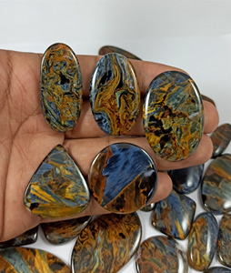 Vente en gros de pierres précieuses naturelles en vrac, faites à la main, de formes variées, en Pietersite, Cabochon, Quartz et Agate, pour la fabrication de bijoux en argent - Product Image 1