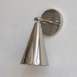 Aplique de pared cónico de cromo pulido |   Lámpara Italiana Moderna de Mediados de Siglo, Luz de Latón - Product Image 6