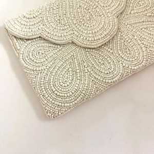 Bolso de Mano con Cuentas de Primera Calidad, Elegante y Asequible, para Mujer, Ideal para Bodas, Fiestas y Eventos - Product Image 3