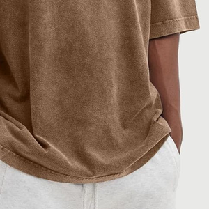 T-shirt décontracté pour homme à manches courtes et col rond en jersey de coton marron uni, coupe oversize, tendance 2026, prix usine, vente en gros - Product Image 5