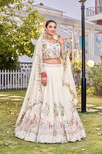 Lahenga Choli Dupatta con Bordado Vichitra y Lentejuelas, Estilo Vintage, Largo hasta el Suelo, para Fiesta - Product Image 4
