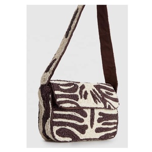 Bolso de Hombro Portátil para Mujer, Hecho a Mano con Cuentas de Vidrio Bordadas, Estampado Divertido, para Artículos Personales Pequeños, Teléfono, Llaves y Otros Accesorios - Product Image 4